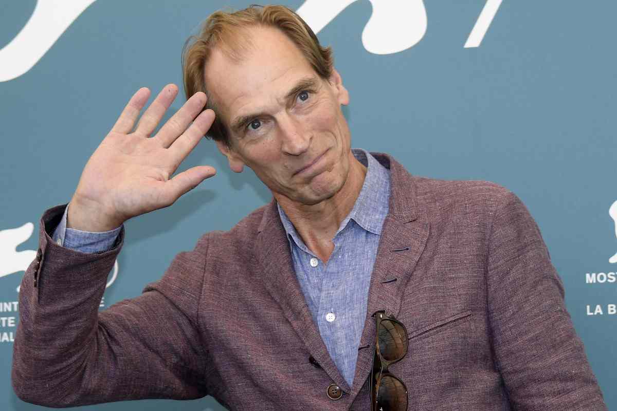 Julian Sands, rinvenuti i resti del corpo dell'attore 