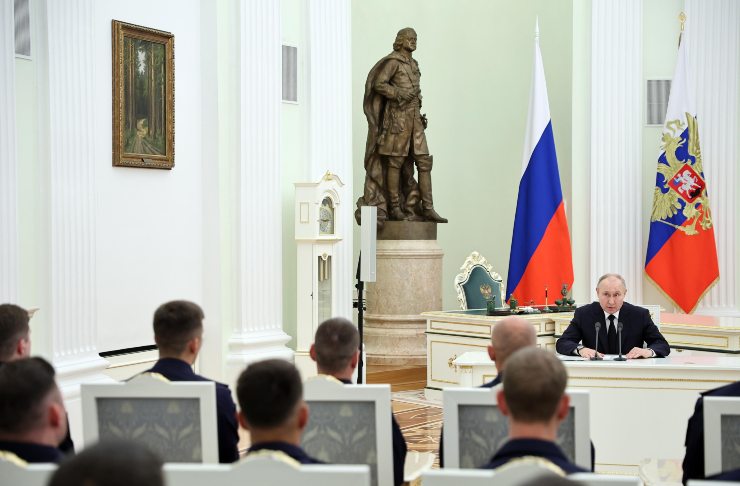 Putin trema si torna a parlare di leader malato