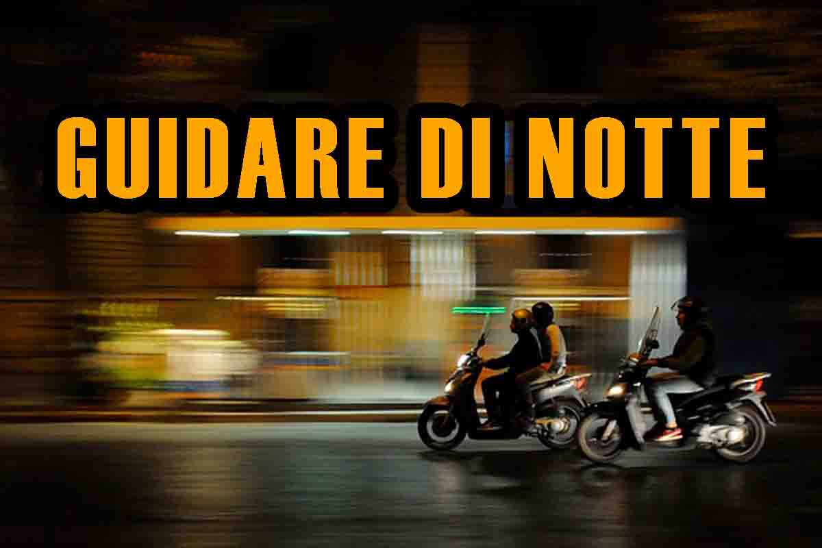 Guidare moto notte