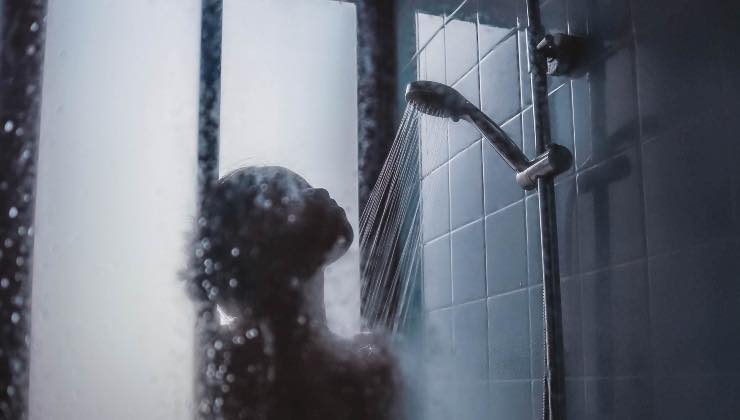 Cosa dovete sapere per fare una doccia completa e senza sprechi