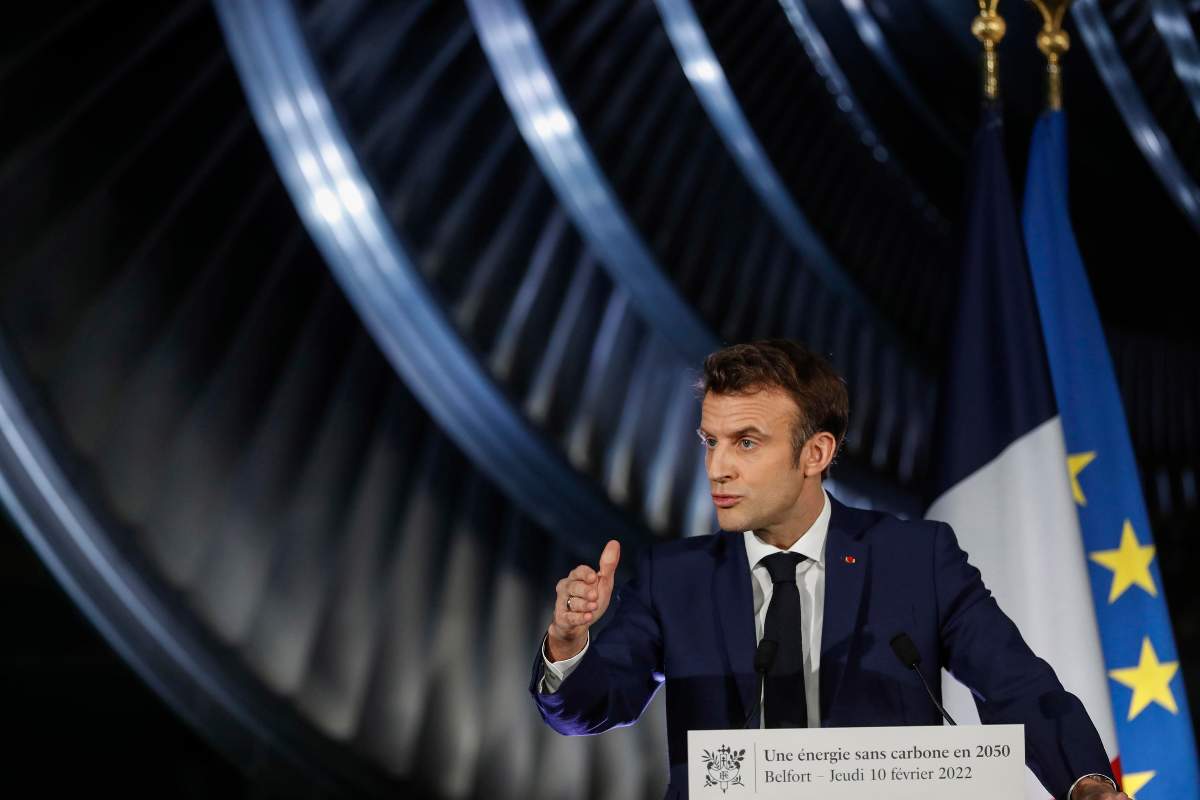 Macron ora vorrebbe una Terra verde e bella come l'Eden