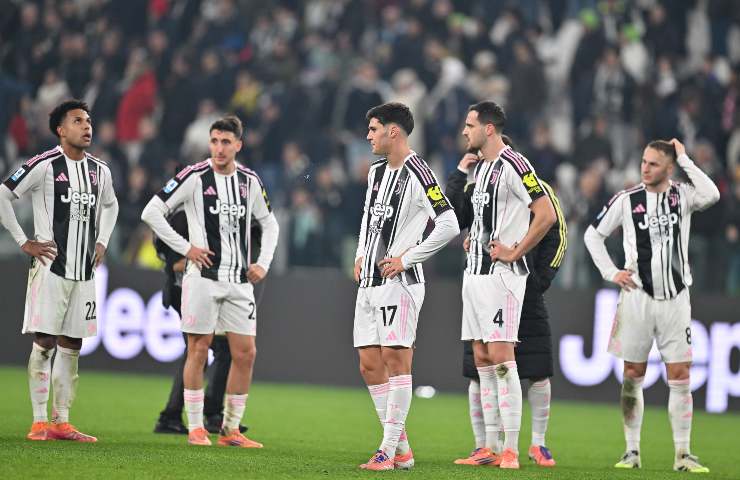 Calciatori della Juventus in campo