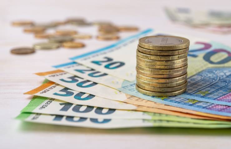 Banconote e monete in euro