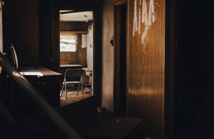 L'interno di una casa in disordine