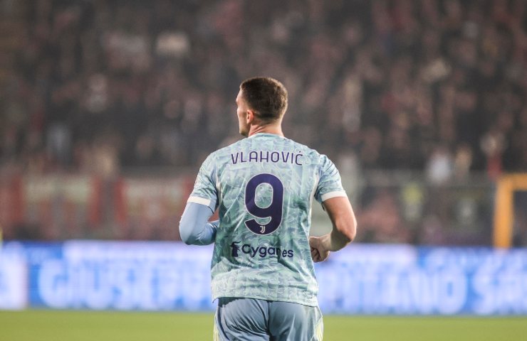 Dusan Vlahovic visto di spalle