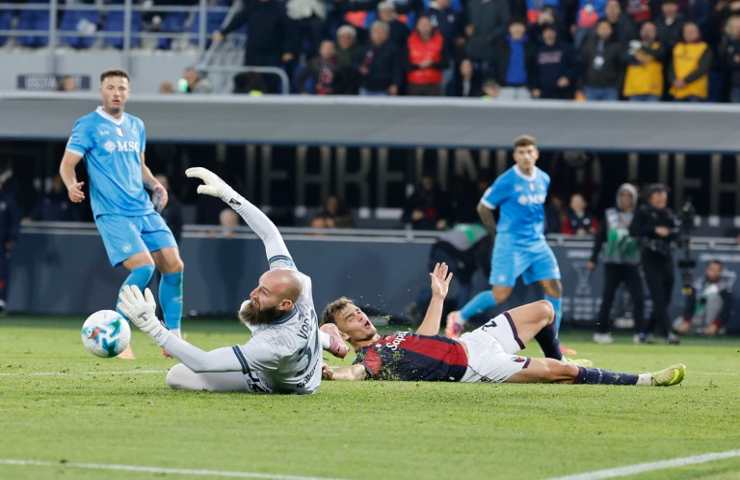 Vanja Milinkovic-Savic in tuffo su tiro del bolognese Thijs Dallinga