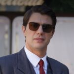 Marcello serio con occhiali da sole