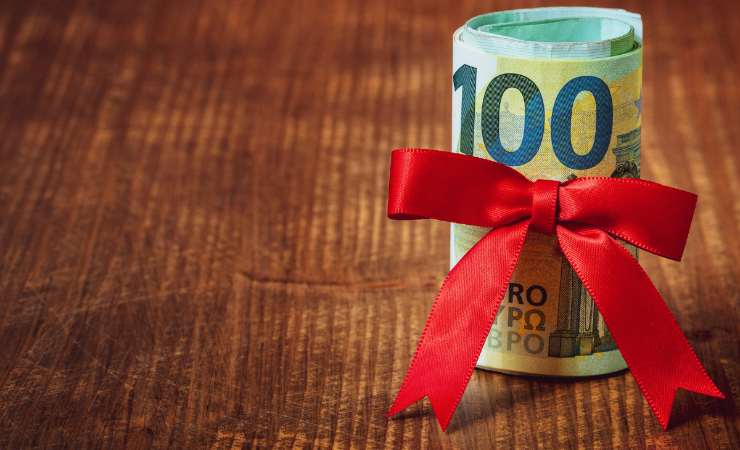 banconote con fiocco