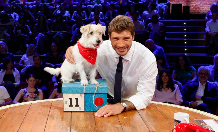 Stefano De Martino ad Affari Tuoi con Gennarino